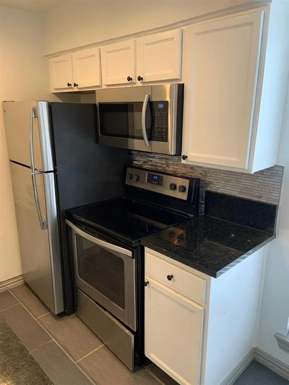 2800 Douglas Avenue #118