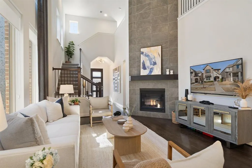 7240 San Saba Drive