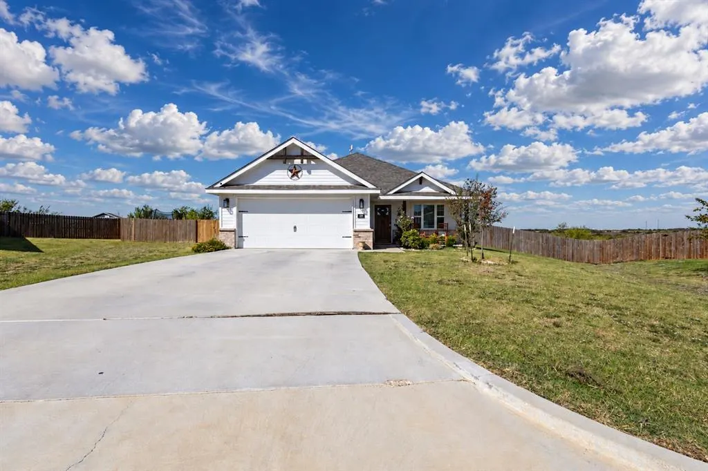 110 Aquilla Way E