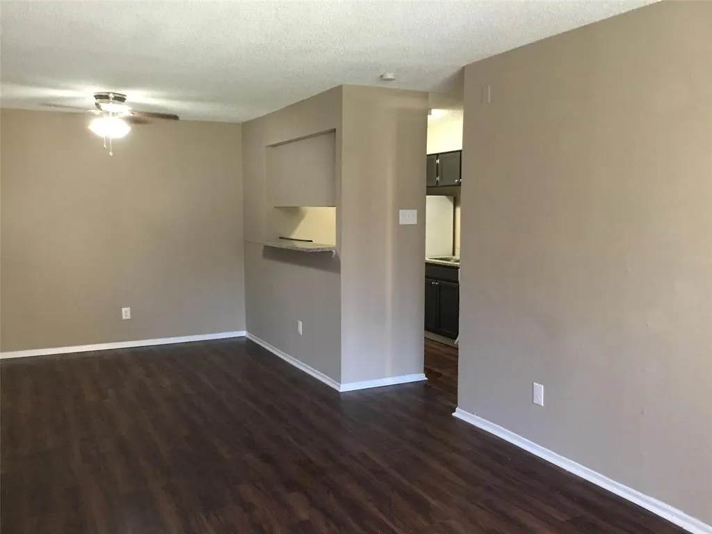 8110 Skillman Street #1051