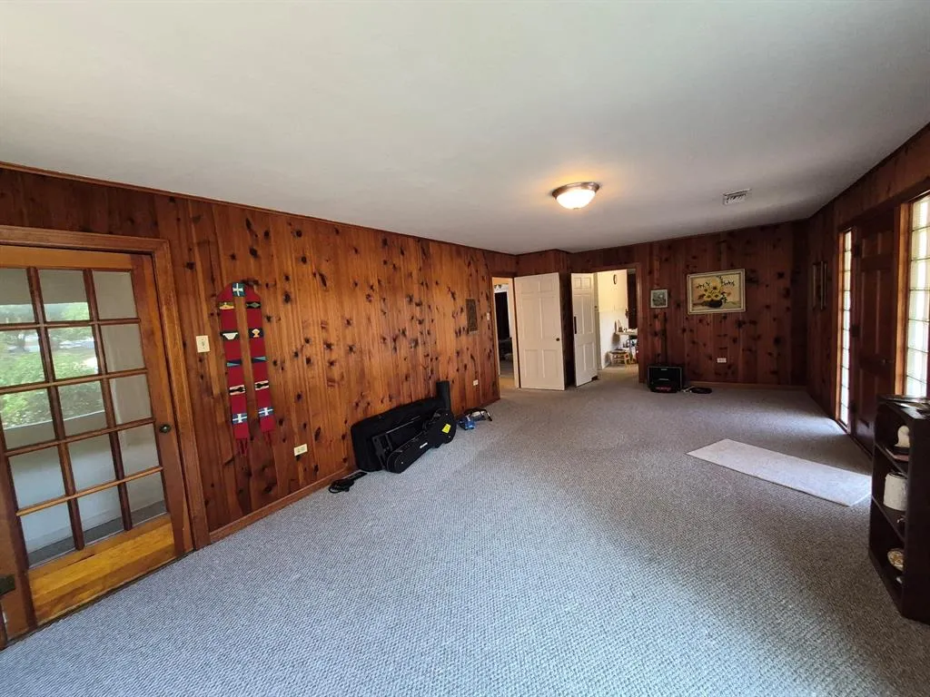 4230 Hillcrest Drive
