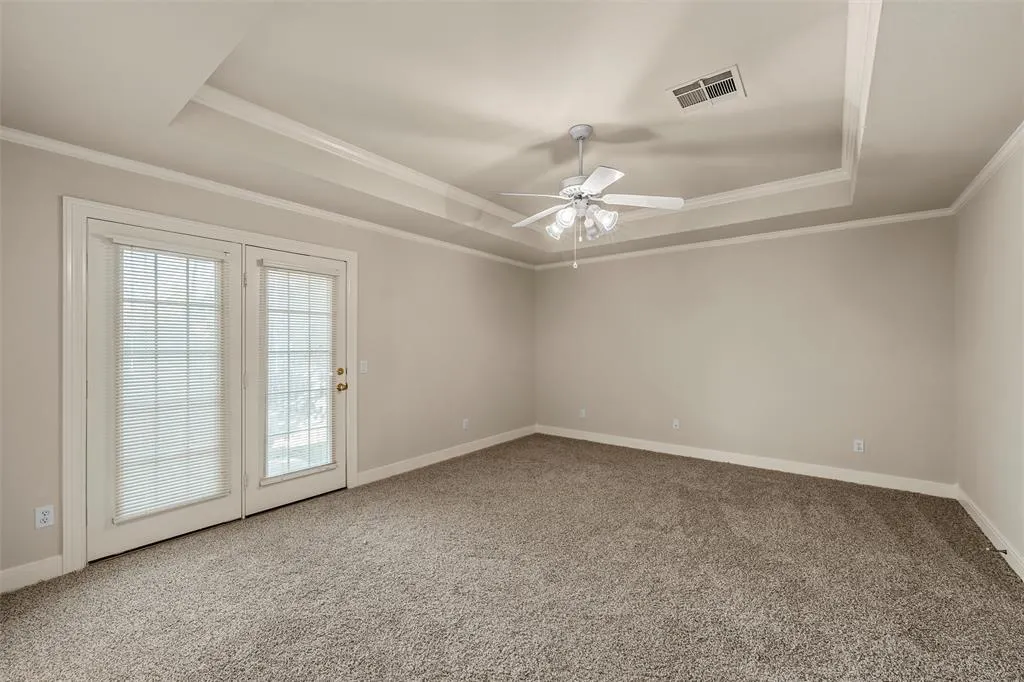 201 Pecan Village Circle