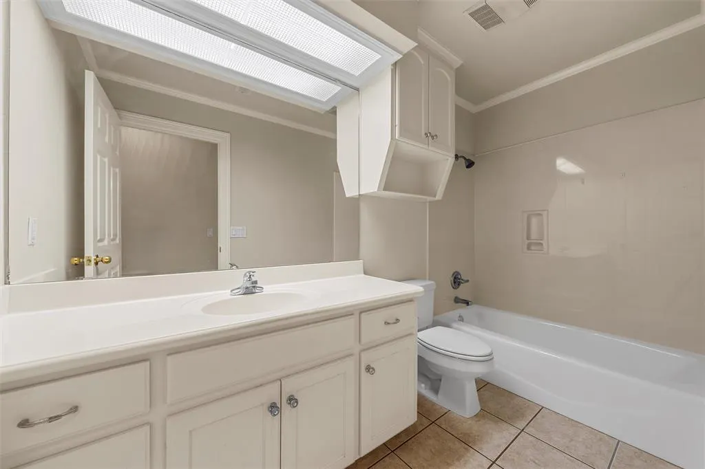 201 Pecan Village Circle