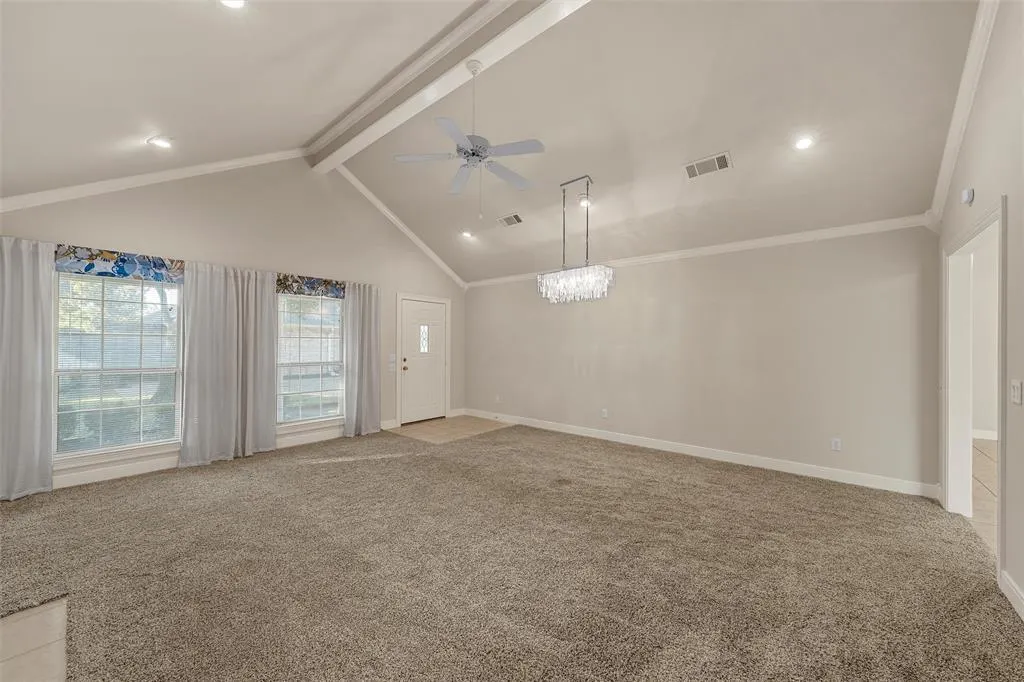 201 Pecan Village Circle