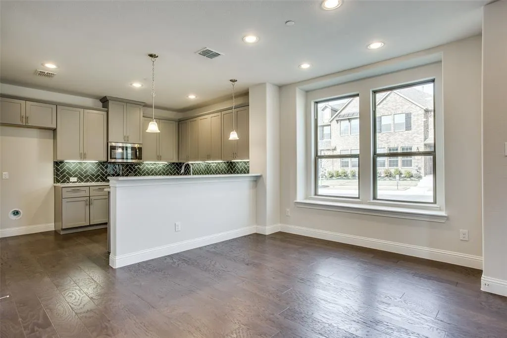 6341 Fortuna Lane