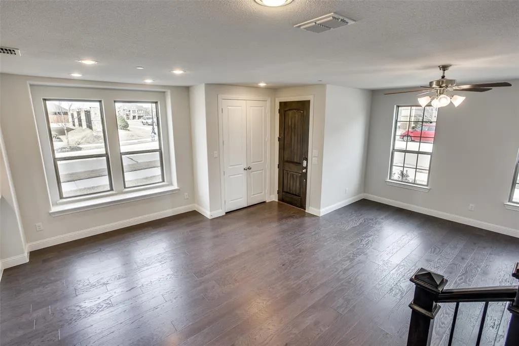 6341 Fortuna Lane