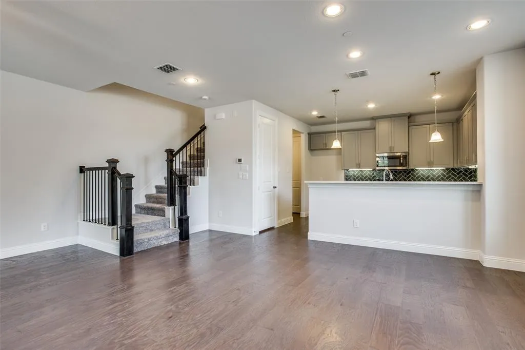 6341 Fortuna Lane