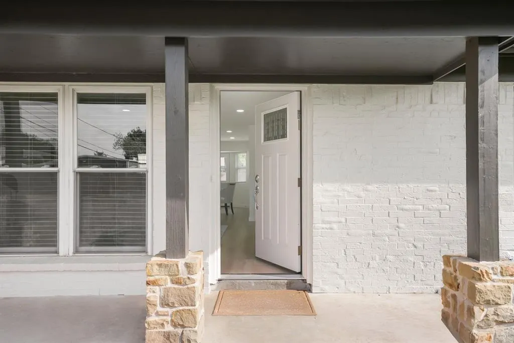 5905 Saramac Drive