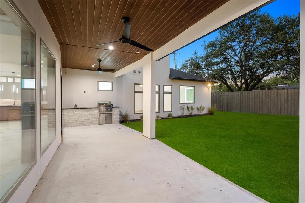 3209 Saint Croix Drive
