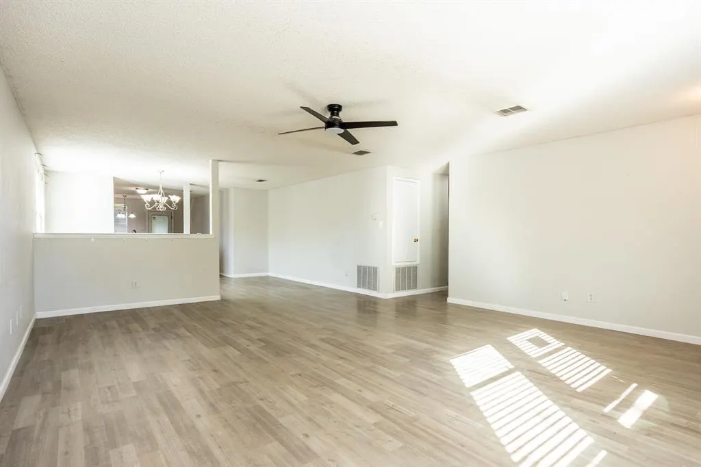 2628 Rockport Lane