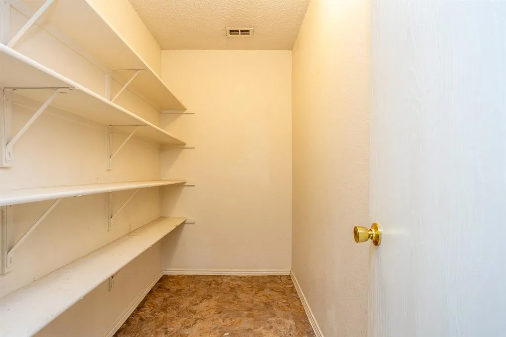 2628 Rockport Lane
