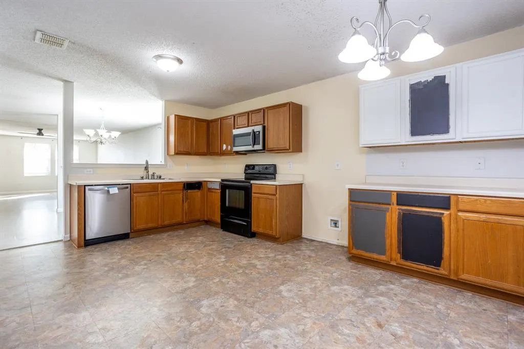2628 Rockport Lane
