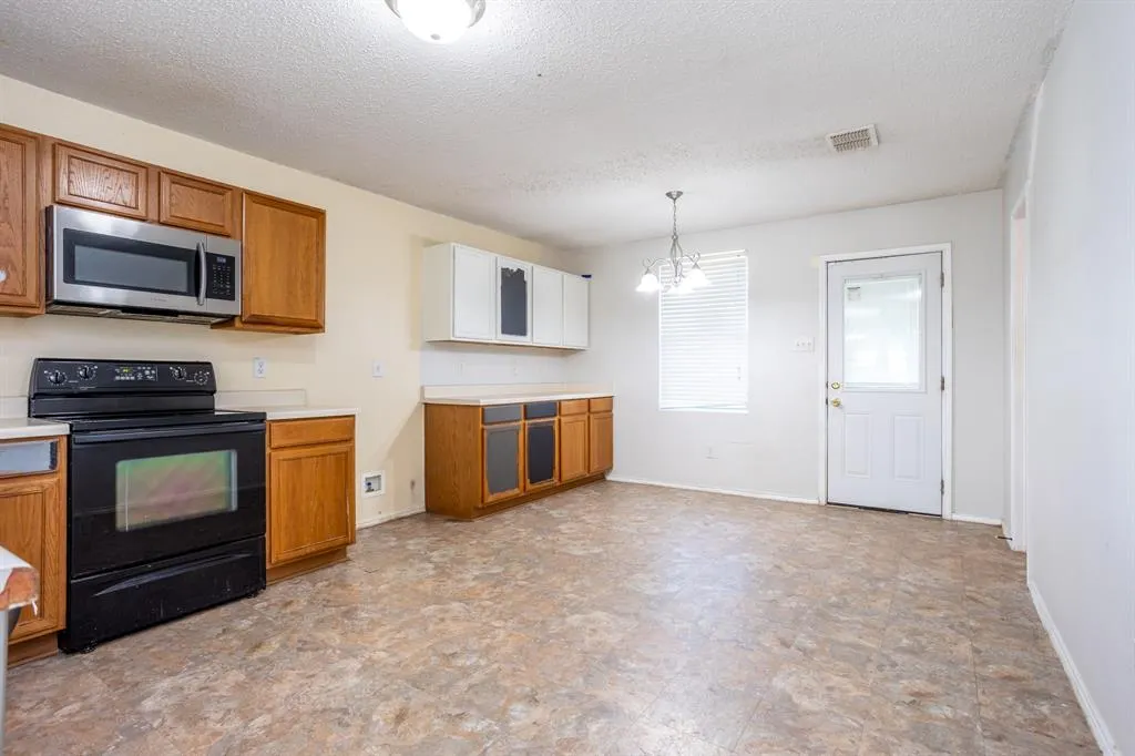 2628 Rockport Lane