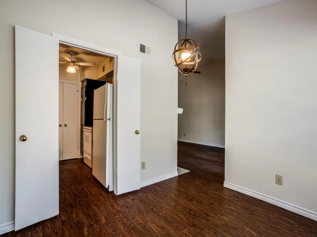 8550 Fair Oaks Crossing #204