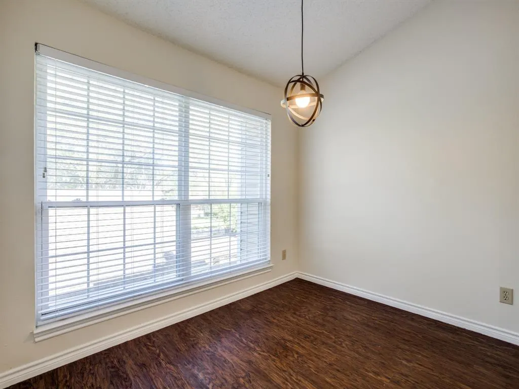 8550 Fair Oaks Crossing #204
