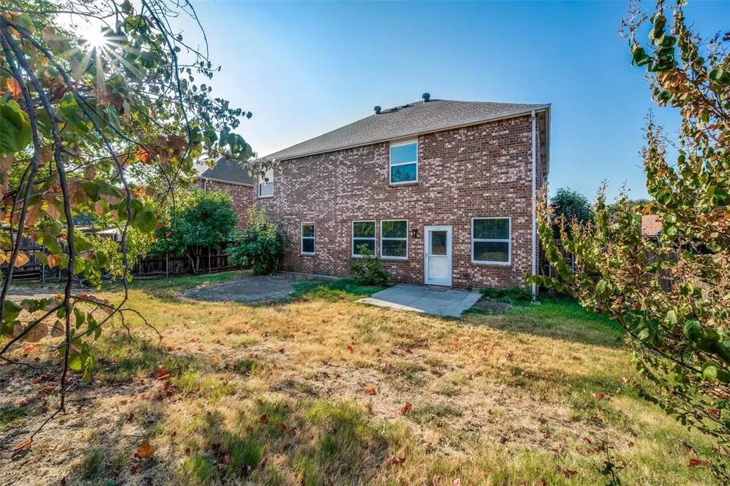 1905 Peppertree Drive