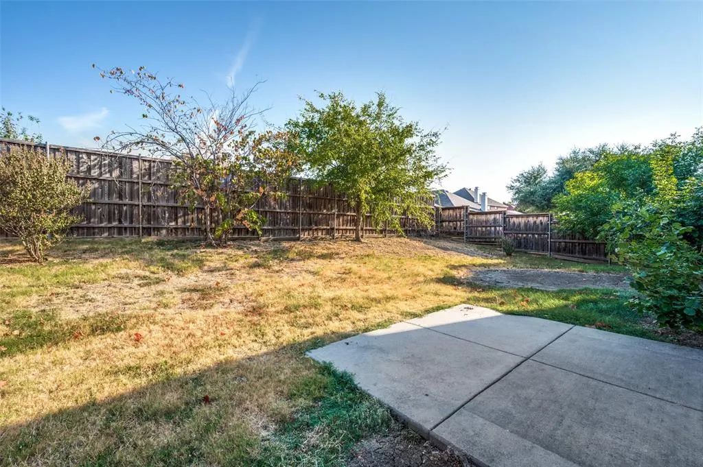 1905 Peppertree Drive