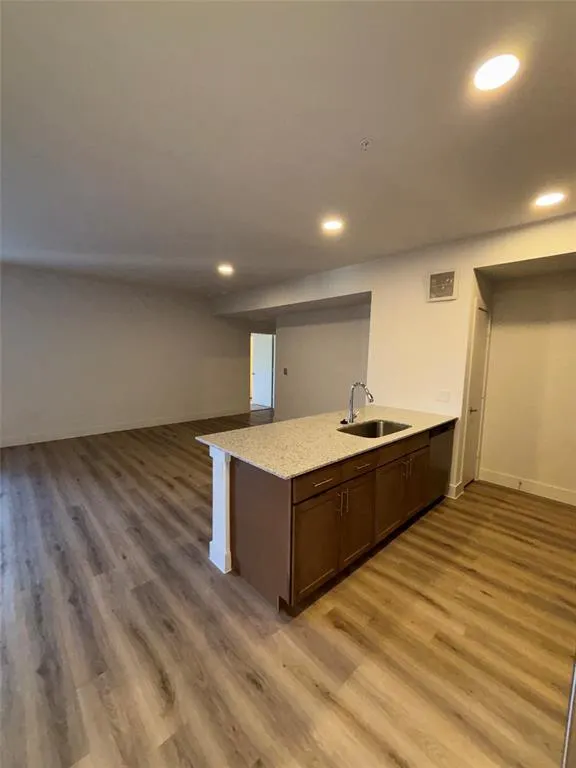 260 Davis Street #3310