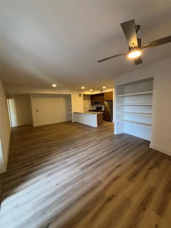 260 Davis Street #3310