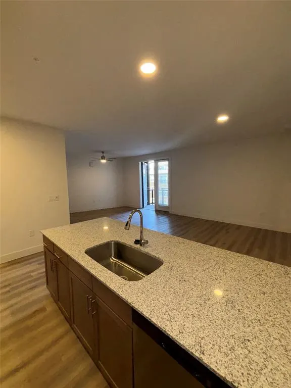 260 Davis Street #3310