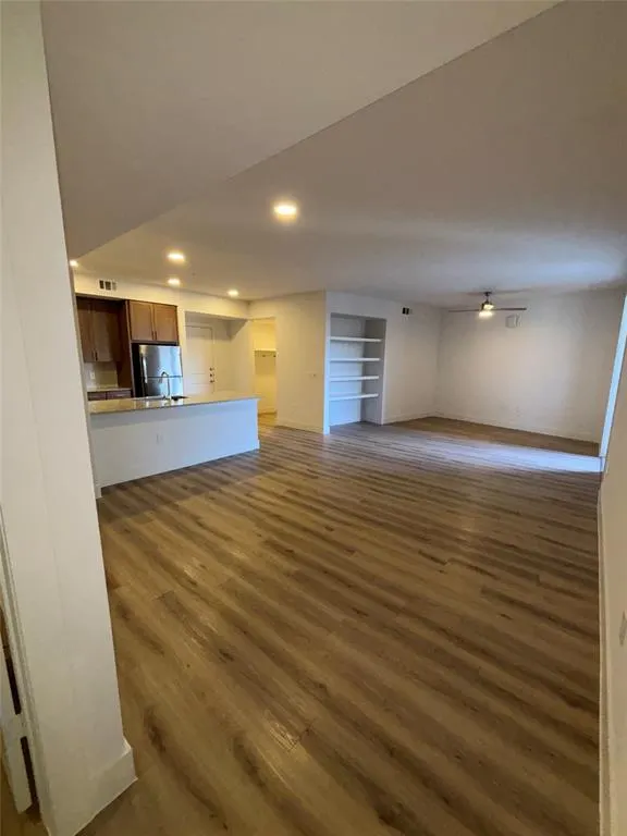 260 Davis Street #3310