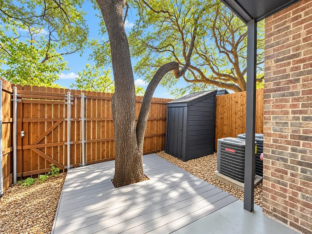 7525 Holly Hill Drive #3