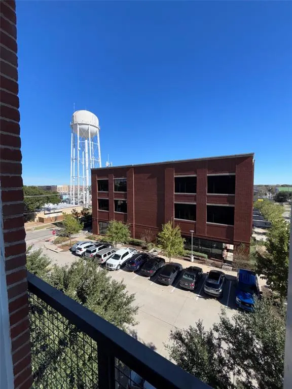 260 Davis Street #1223