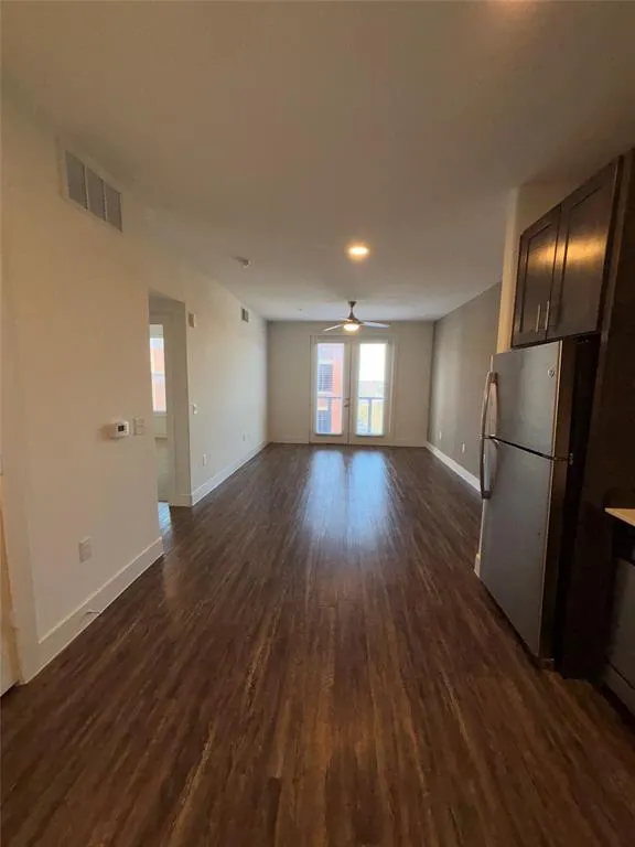 260 Davis Street #1223