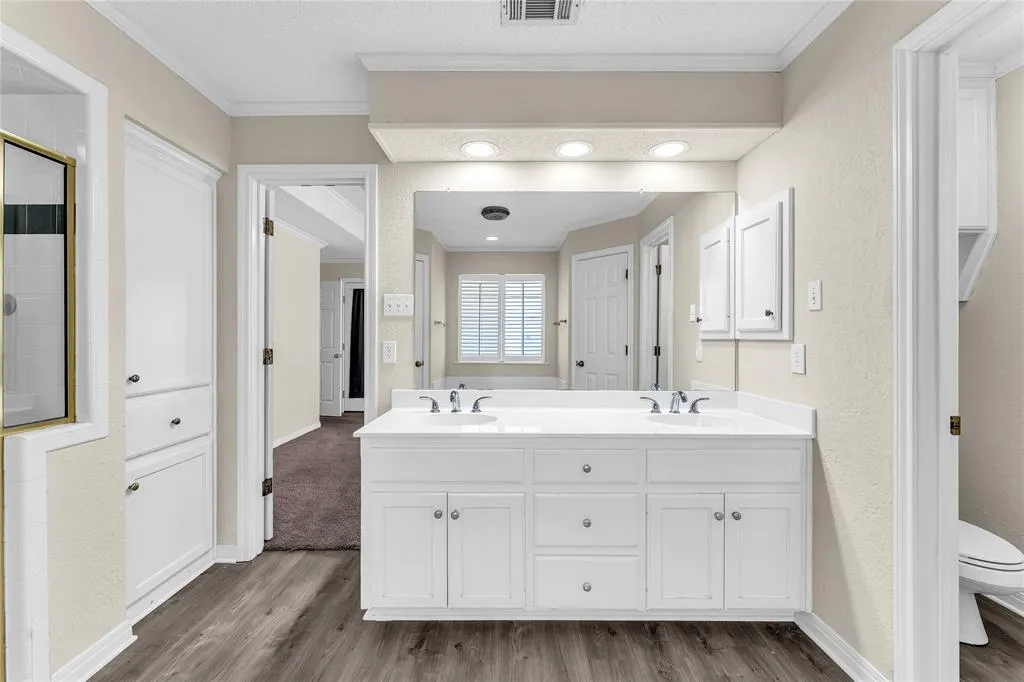 1331 Western Ridge Drive