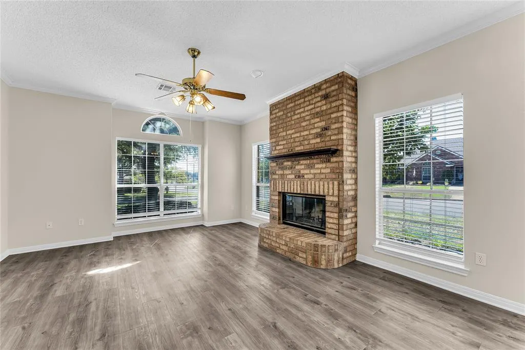 1331 Western Ridge Drive