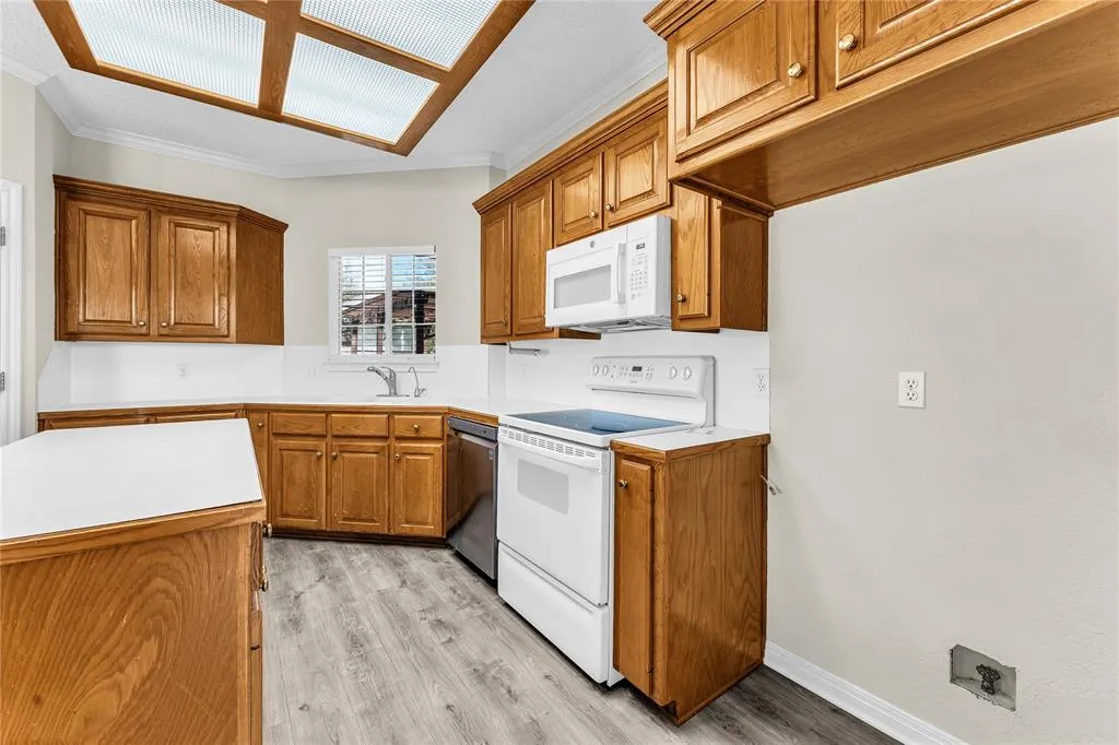 1331 Western Ridge Drive