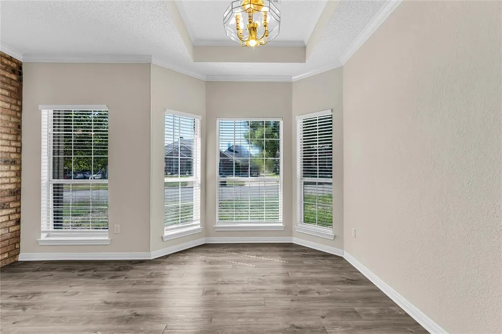 1331 Western Ridge Drive