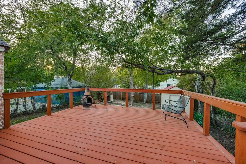 7011 Hammond Avenue