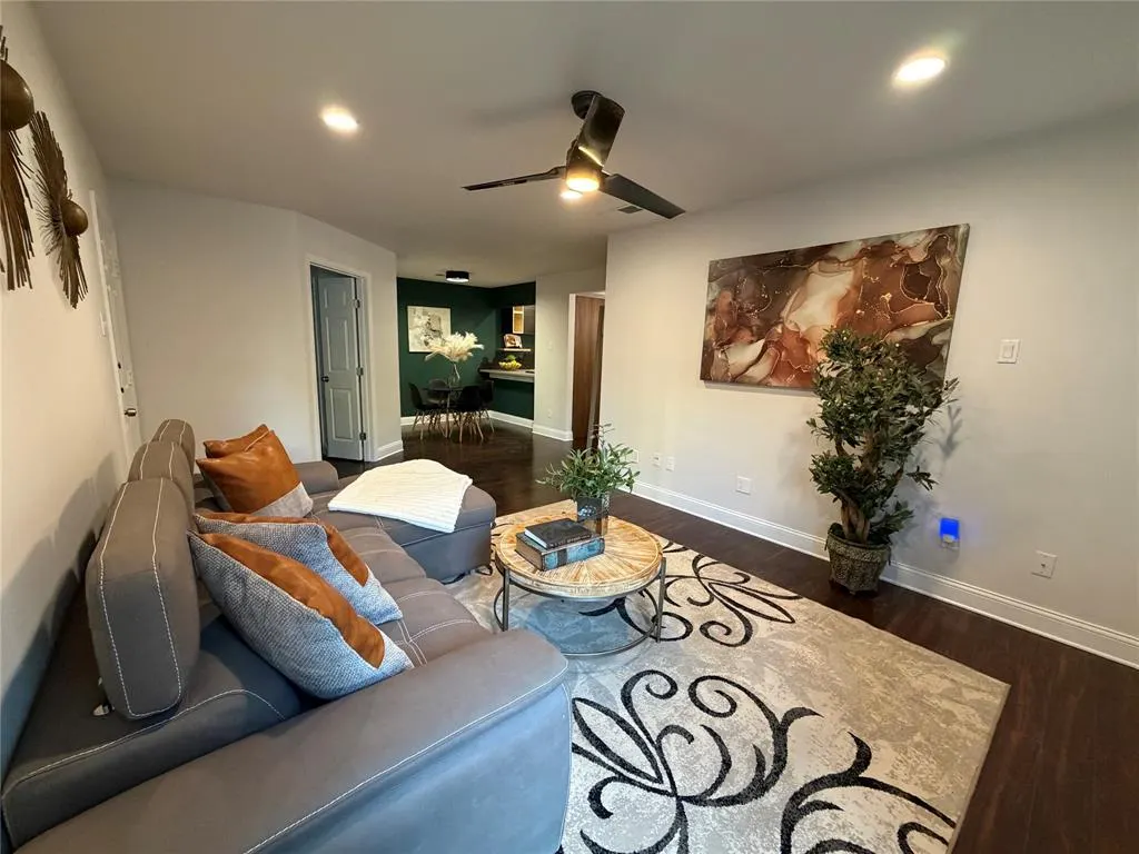 18333 Roehampton Drive #617