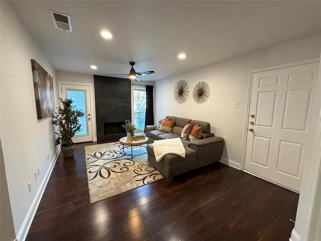 18333 Roehampton Drive #617