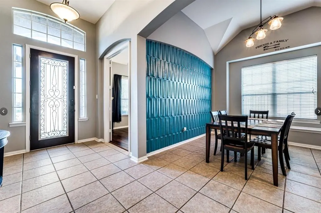 2480 Deerwood Drive