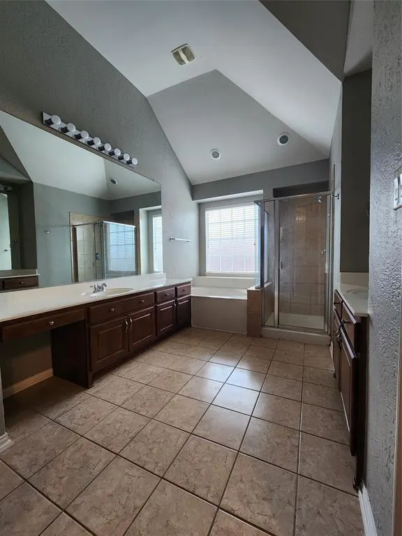 2480 Deerwood Drive