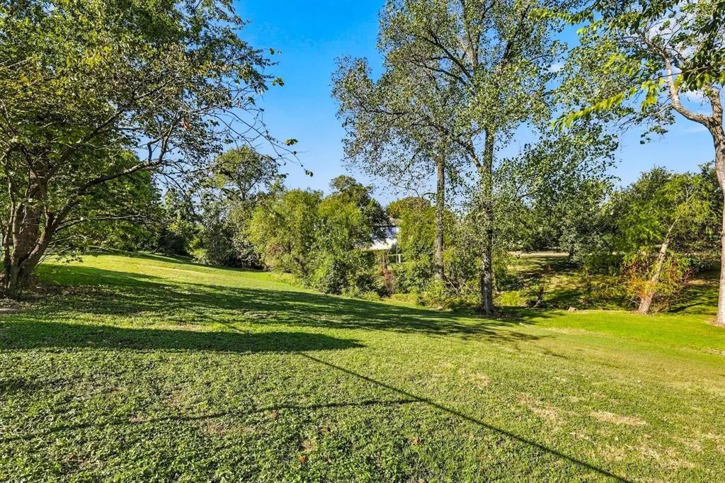 6821 Douglas Creek