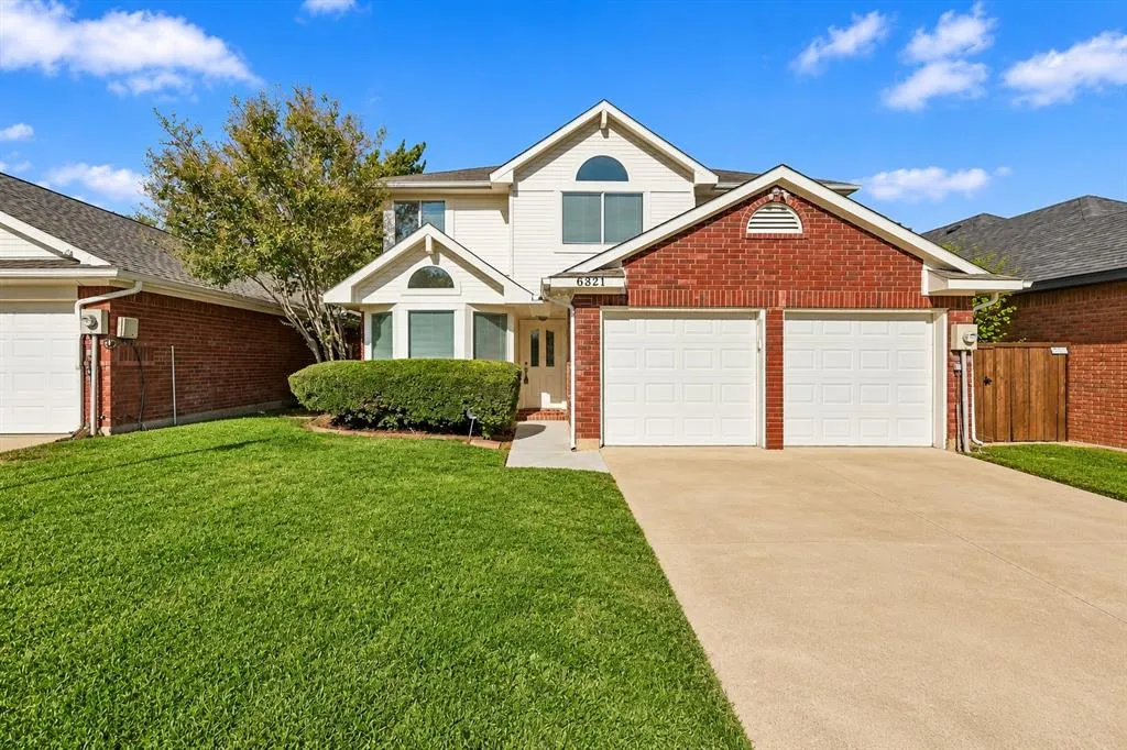 6821 Douglas Creek