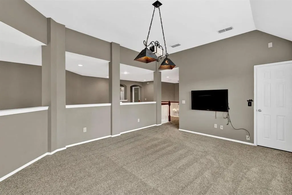 1097 Southampton Drive