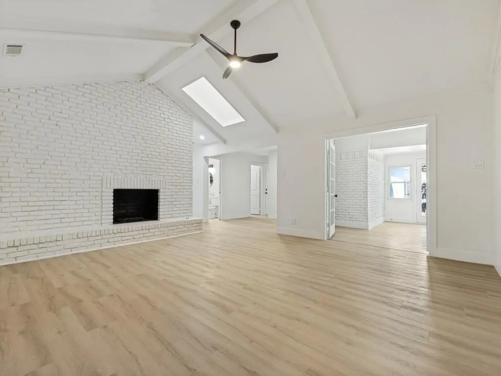 6107 Annapolis Lane