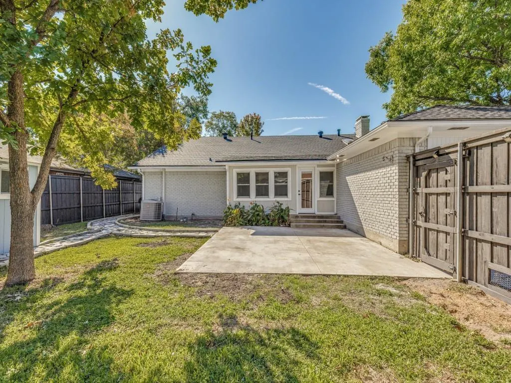 6107 Annapolis Lane