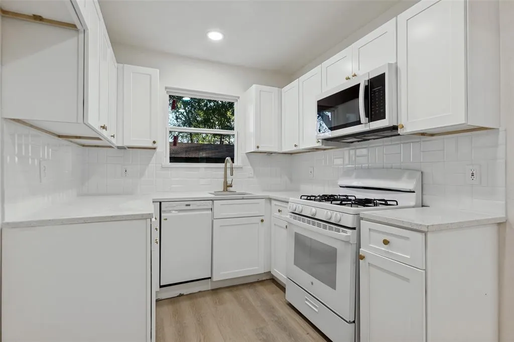 1114 10th Street
