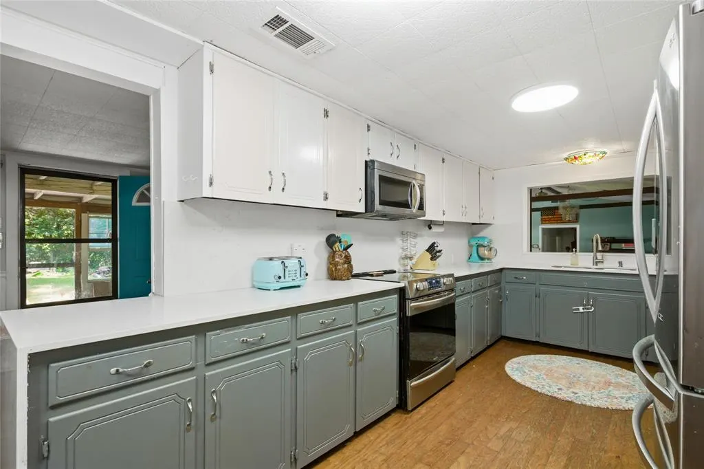 1641 Ben Davis Drive