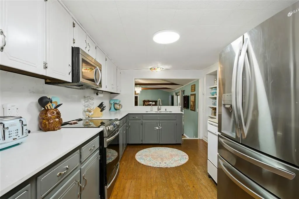 1641 Ben Davis Drive