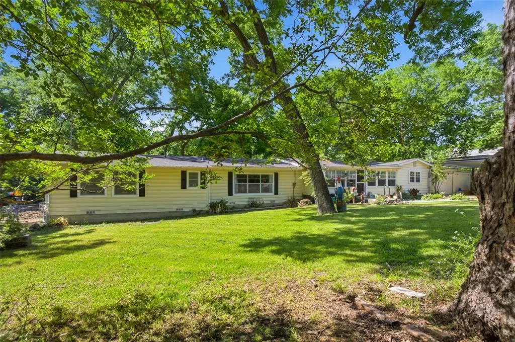 1641 Ben Davis Drive