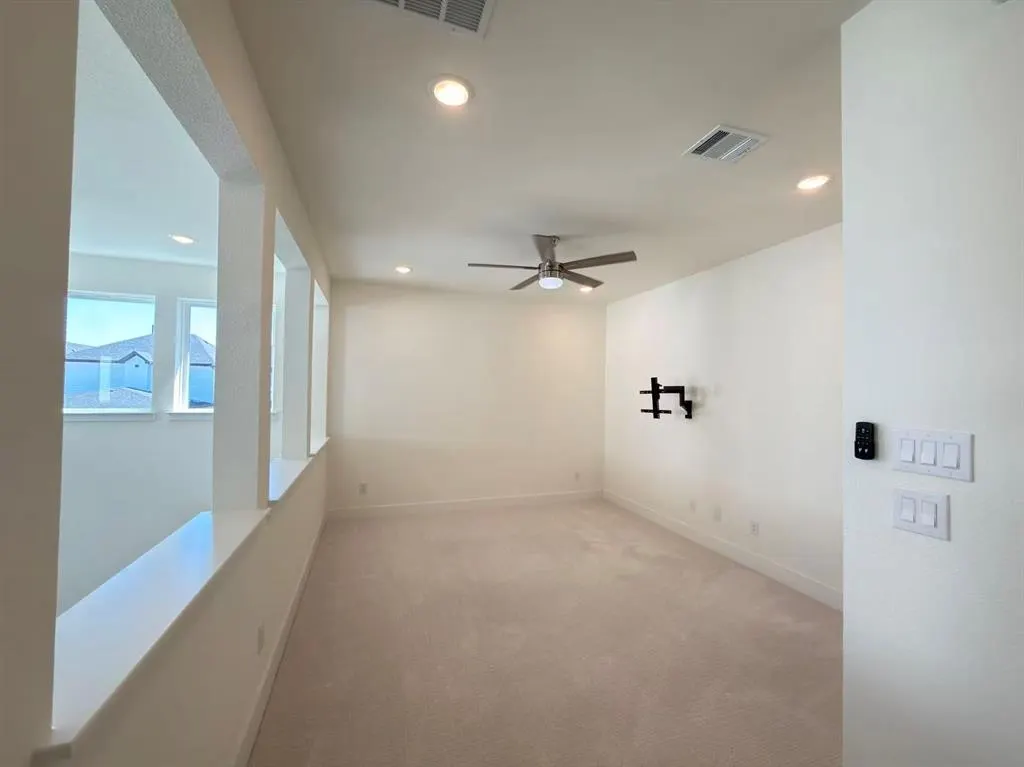 7043 Lathrop Lane