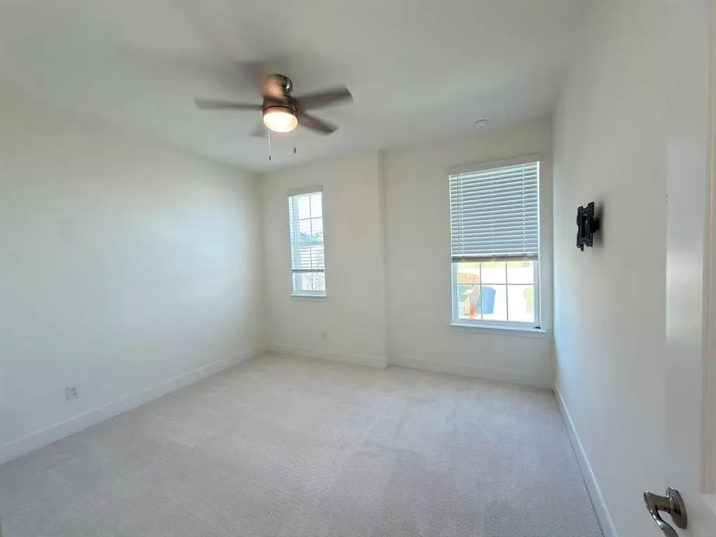 7043 Lathrop Lane