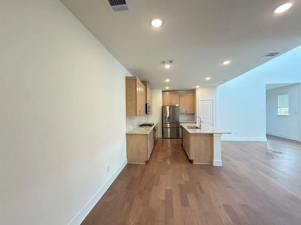 7043 Lathrop Lane