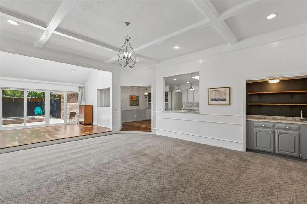 6611 Elvedon Drive